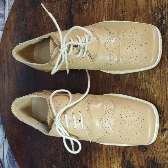 Enzo Angiolini Leather Lace-up Flats - Picture 3 of 12